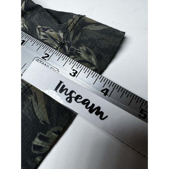 Athleta Womens 18 Ripstop Hiking Shorts Green Floral Print Trail Activewear - Picture 15 of 16